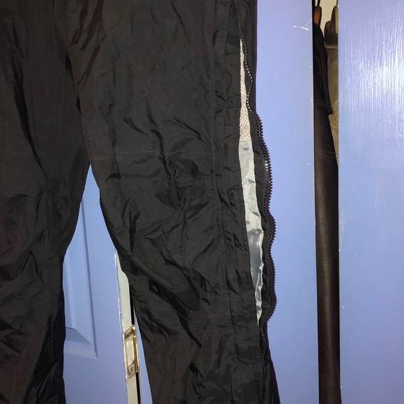 Black snow pants - Picture 2 of 5